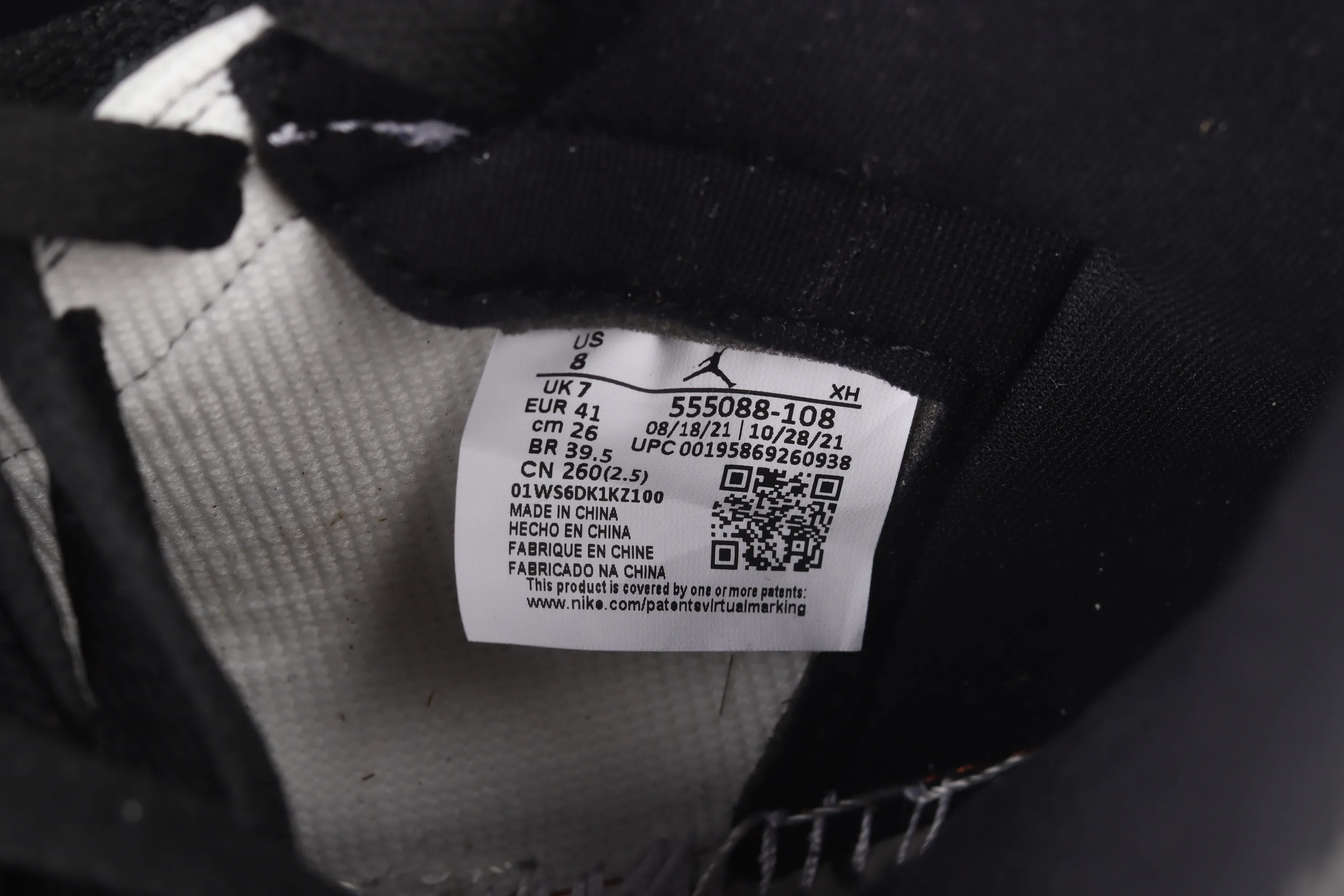 All categories Air Jordan Jordan series basketball shoes Air Jordan 1 High L version Air Jordan 1 High OG "Stage Haze" AJ1 Joe 1 black and gray toe 555088-108